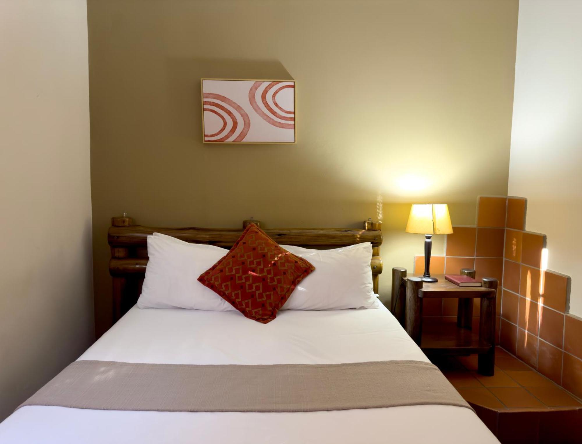 Centurion Guest House And Lodge Екстер'єр фото