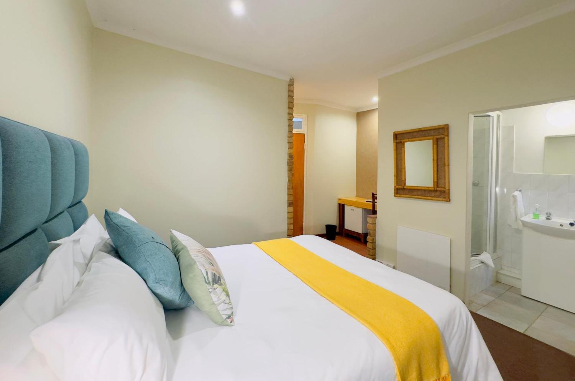 Centurion Guest House And Lodge Екстер'єр фото
