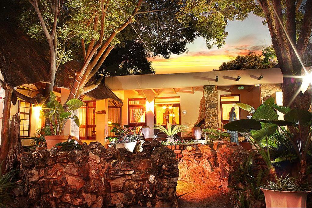 Centurion Guest House And Lodge Екстер'єр фото