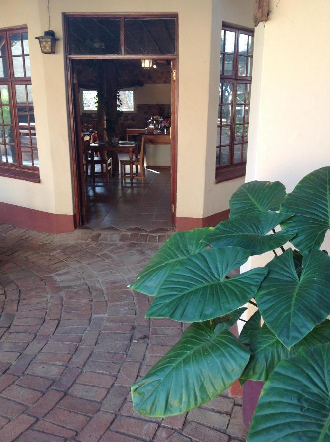Centurion Guest House And Lodge Екстер'єр фото